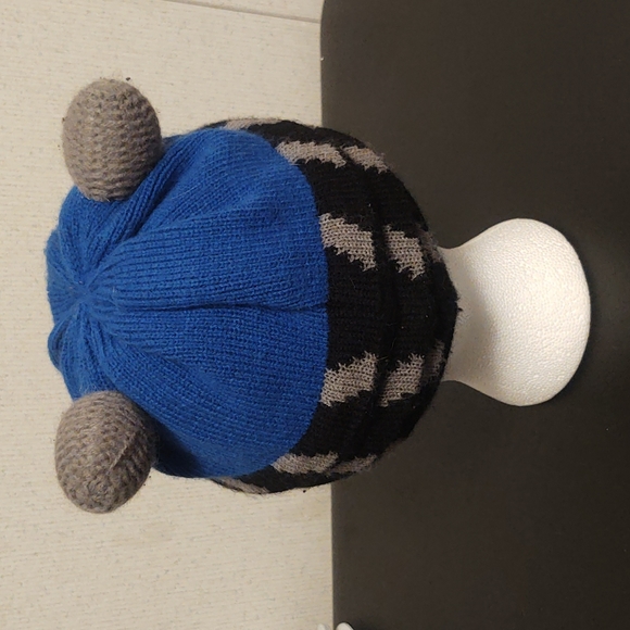 Dr who blue and black dalek winter hat - Picture 2 of 2